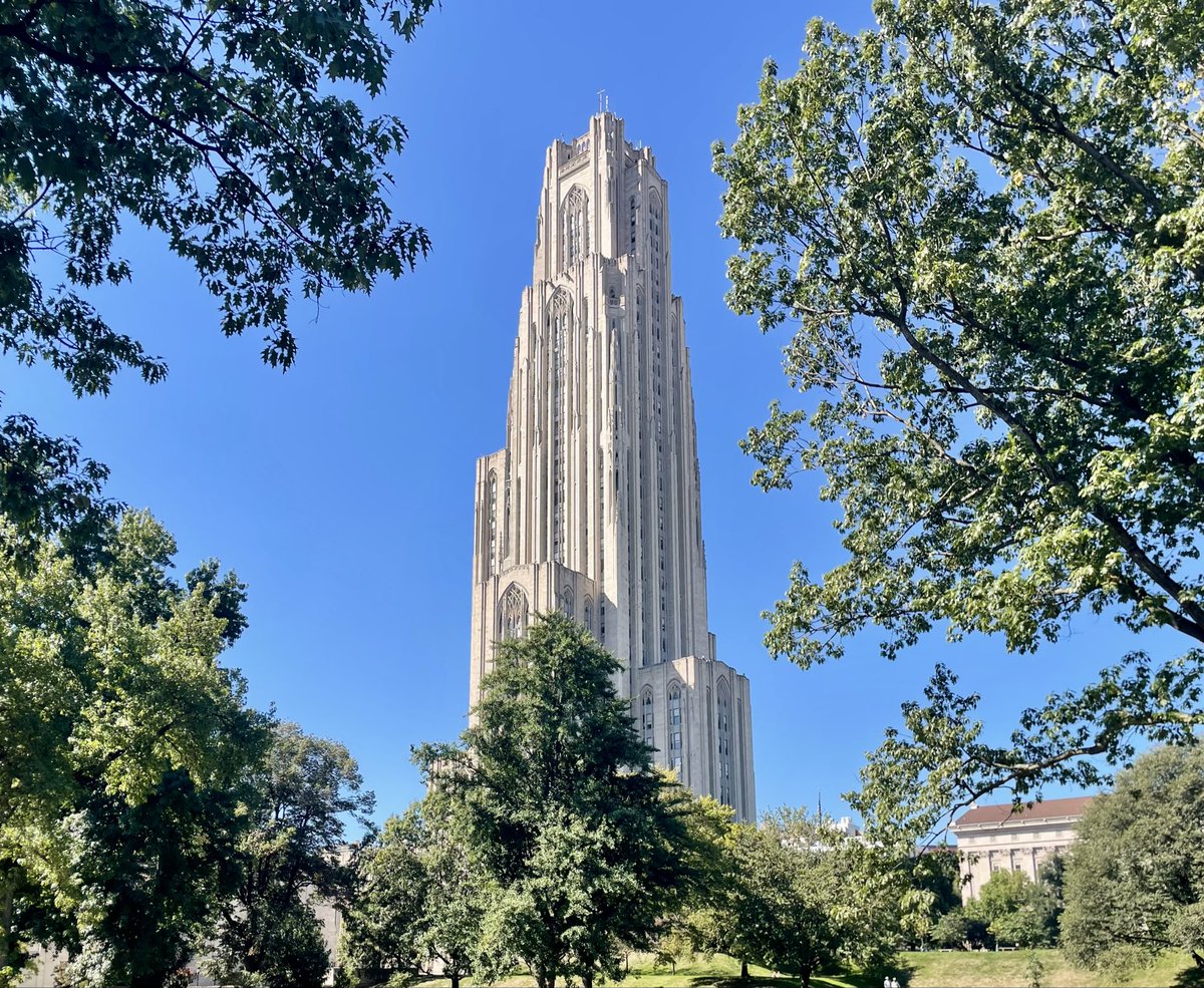 JoshLipnik's tweet image. Cathedral of Learning (1926)
Pittsburgh, PA
America’s tallest academic building, the Gothic Revival-Art Deco skyscraper was designed by architect Charles Klauder to serve as the centerpiece of the University of Pittsburgh campus.