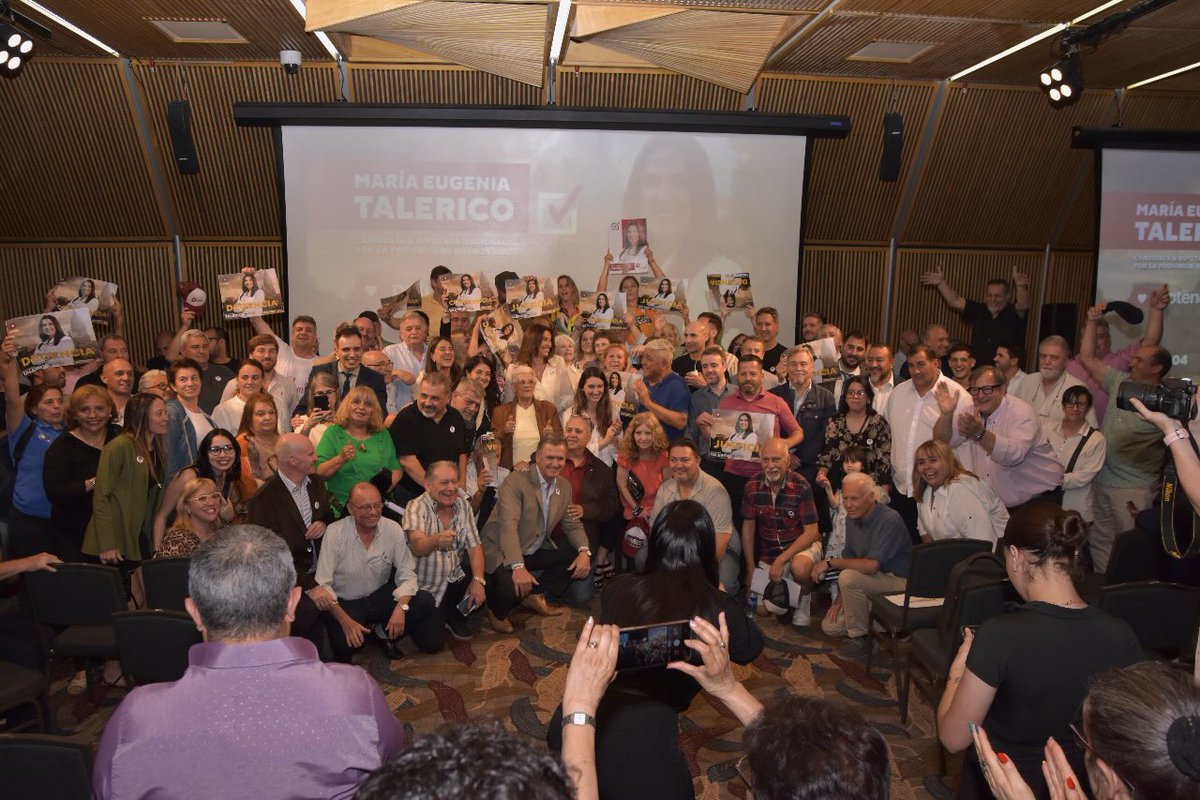 eugetale's tweet image. HOY POTENCIA LATE EN LA PROVINCIA POR TODOS USTEDES. 

A los que confiaron en que se podía hacer política de otra manera: con trabajo, con valores y con esperanza.
Juntos demostramos que cuando hay convicción, el cambio es posible.

Este domingo, volvamos a entusiasmar a los…