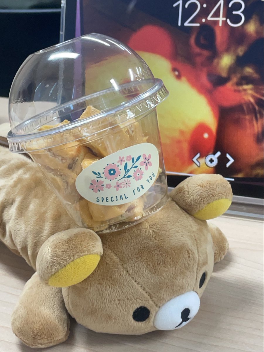 krnuts's tweet image. 동기들이랑맛있는거먹을라고
학교다니는살암: 나