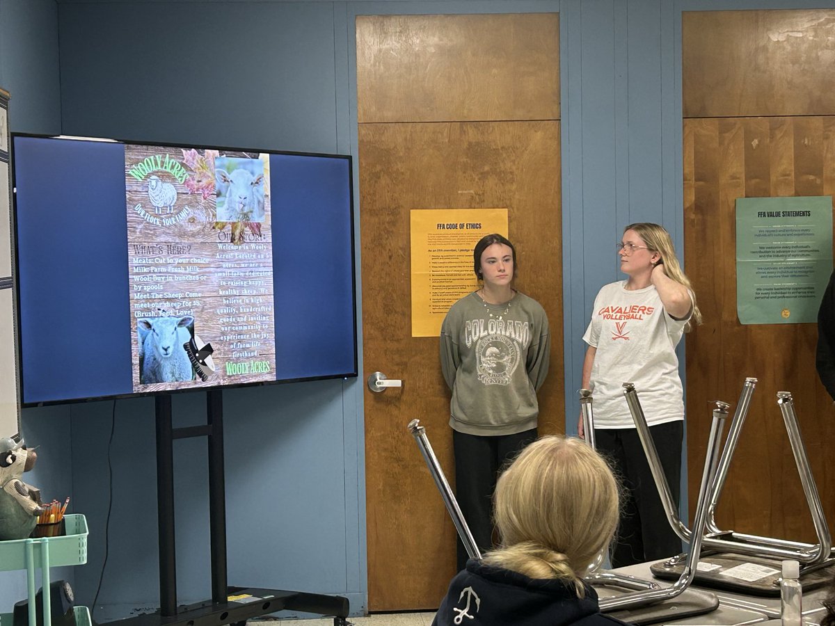 Large Animal Science has been studying sheep and goats. This week they were tasked with creating their own farm plan complete with expenditures, profits, marketing plan, logo and slogan! Today they presented their farm plans! <a href="/RuCoCTE/">RuCo CTE</a> <a href="/RiverdaleHighTN/">Riverdale HS</a>