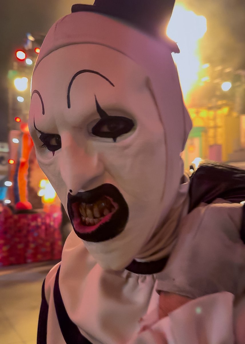 Final two weekends till HHN ends! 😭
#UniversalHHN