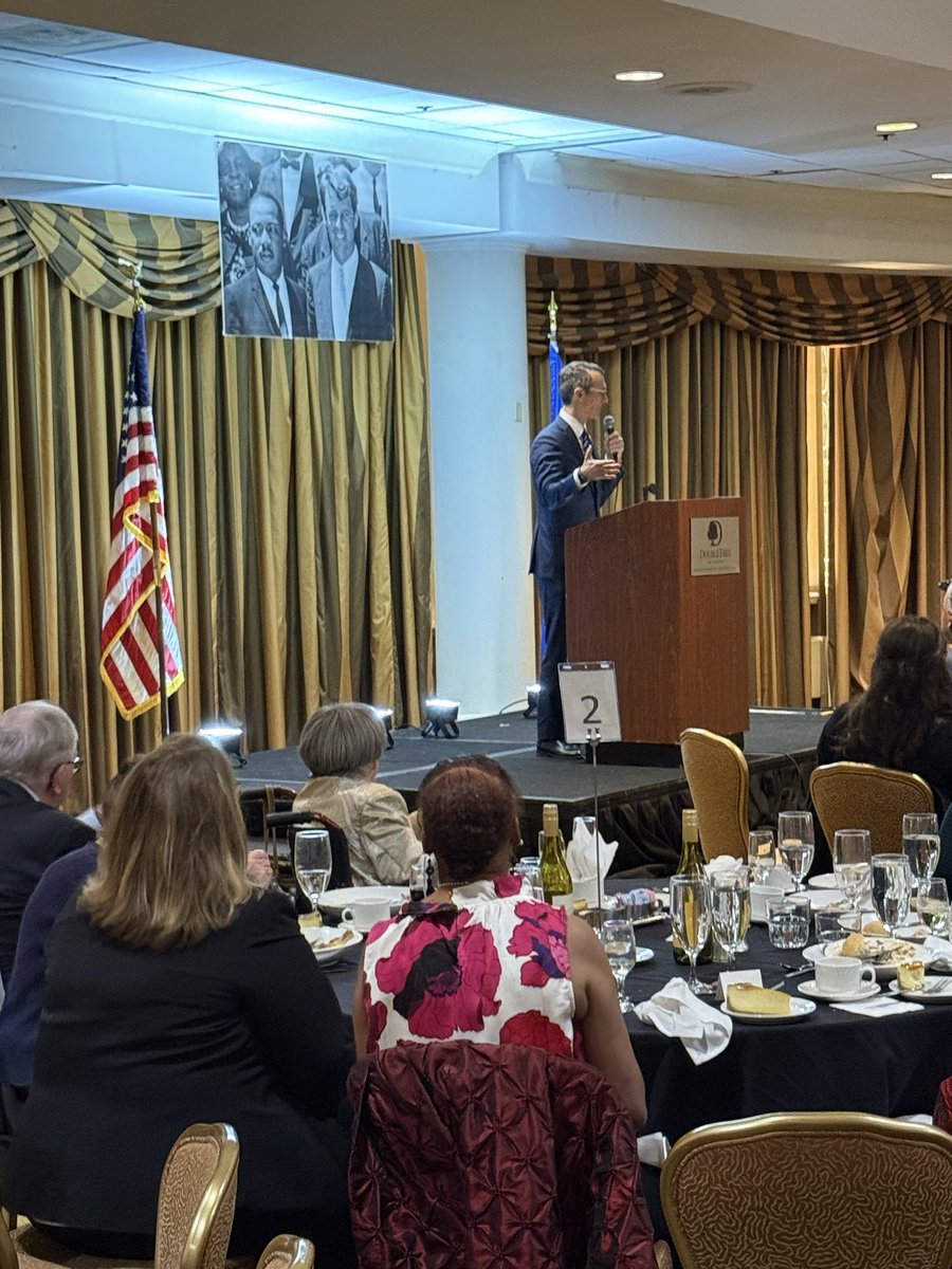JamesWalkinshaw's tweet photo. The @VA8thCDDems came together tonight for their 30th Kennedy Dinner. 

It was an honor to deliver the keynote about my work alongside @DonBeyerVA to combat Trump’s reckless agenda. https://t.co/gZFx25PqAa