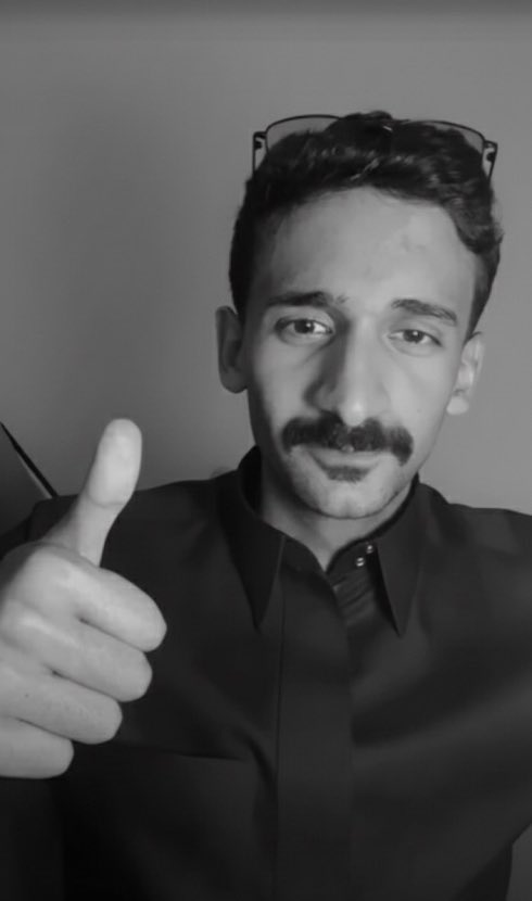 #سلطان_العليان

بث مافيه نفساً ثقيله 💙