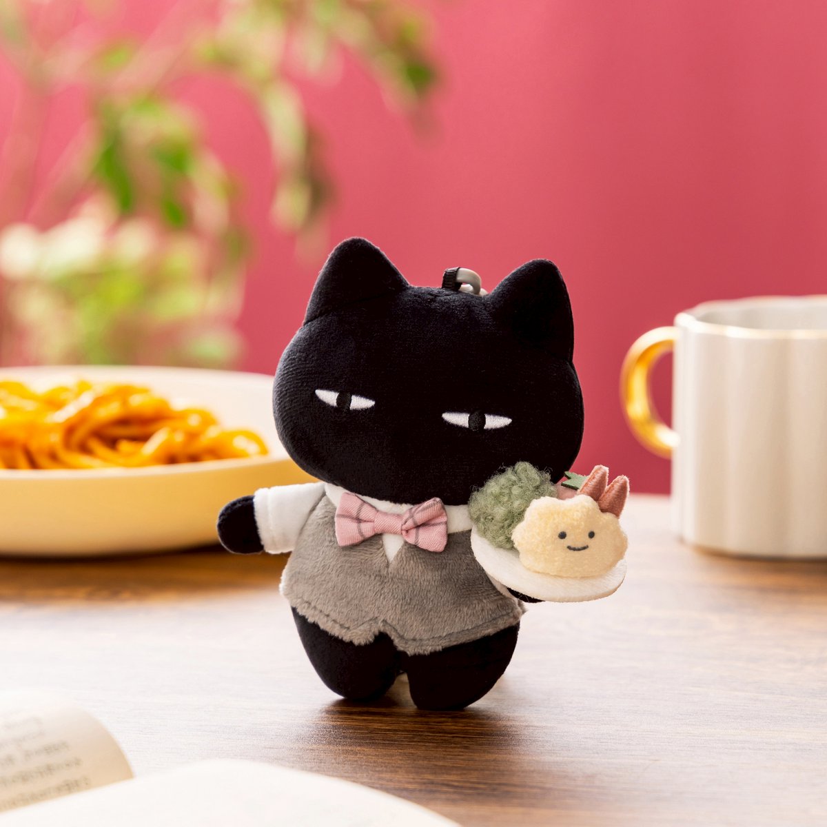 🍽️ 11月7日 新発売 🍽️

『ホワイトタイガーとブラックタイガーカフェ マスコット』
（マスター）

📝お取り扱い
・ホワイトタイガーとブラックタイガーカフェ＠渋谷PARCO
（wbtiger-info.jp/wbtiger_cafe/s…）
・とらえびストア(オンラインストア)

#ホワイトタイガーとブラックタイガー