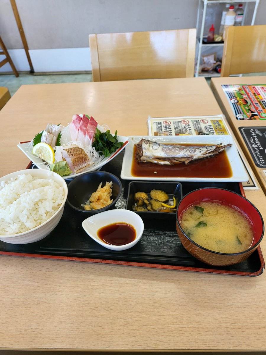 あずきページ ダイナソー on X