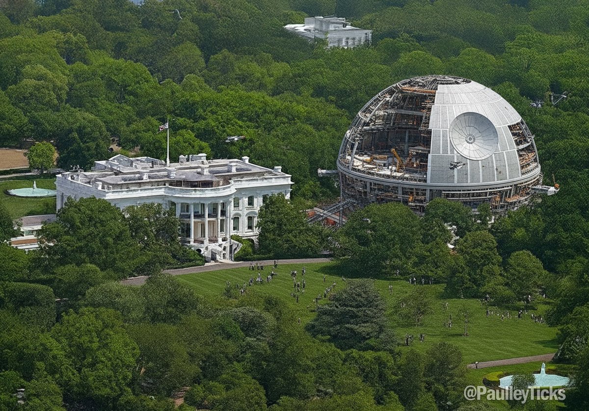PaulleyTicks's tweet image. BREAKING: areal photograph reveals Donald Trump's new $250M "ballroom" is nearing completion.