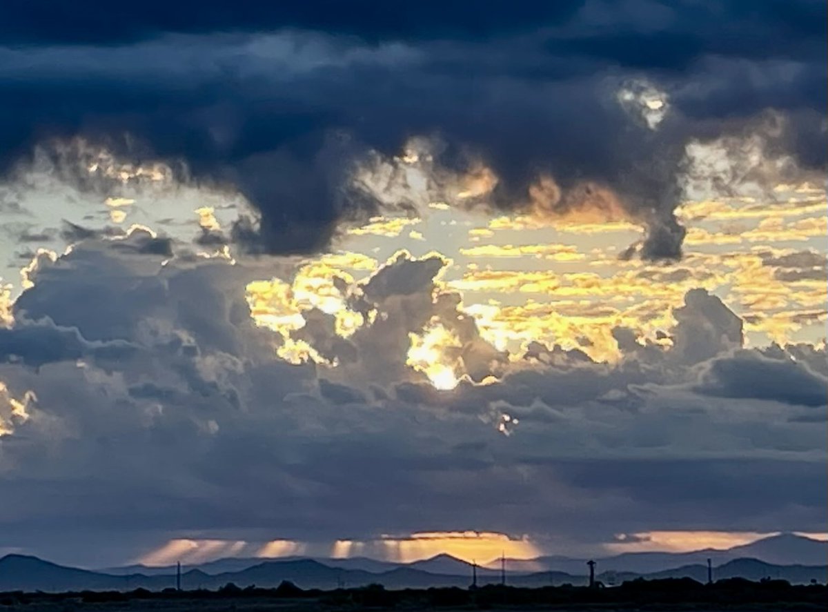 Have a great weekend everyone! Goodnight from Arizona. 🌙