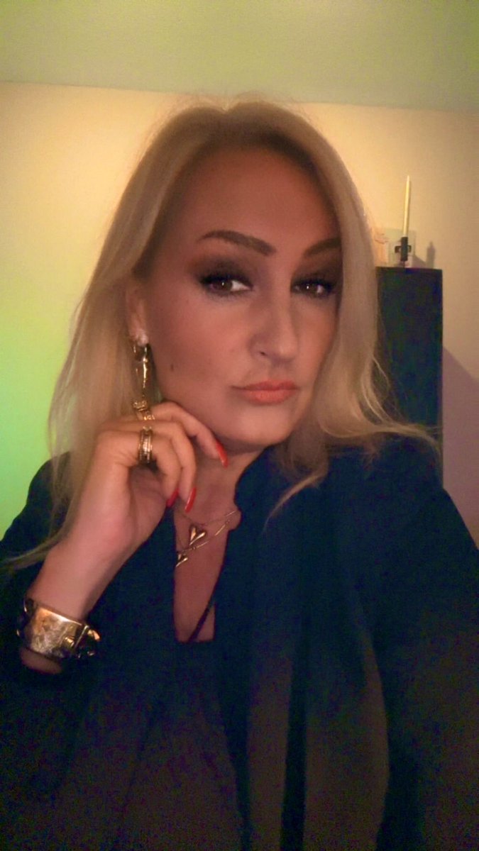 DutchGoddessBU's tweet image. You think you’re hiding your weakness, but I see every desperate thought.