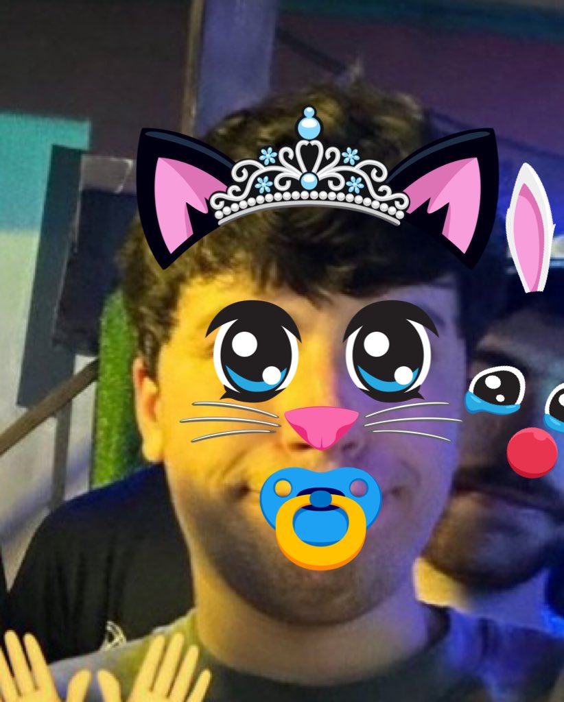 nessa tweet media