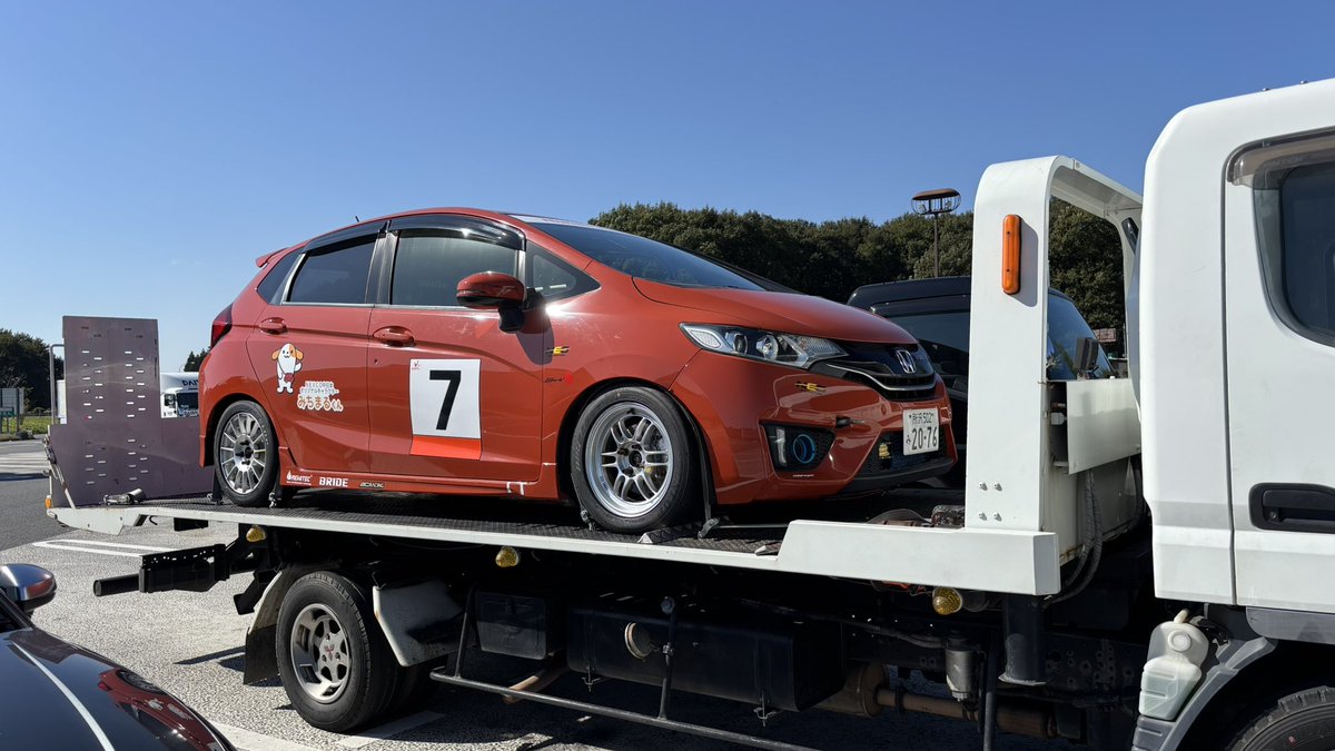 エビスに向かって出発‼️

沢山の皆様からの協力や暖かい応援をいただき また今年もスタートラインに立つことができました
チームみんなで頑張ってレースを楽しんできます🔥
（敬称略） #UNPARALLELLED #株式会社DTM #トルナーレ #AG_RACING
#カチコミレーシング