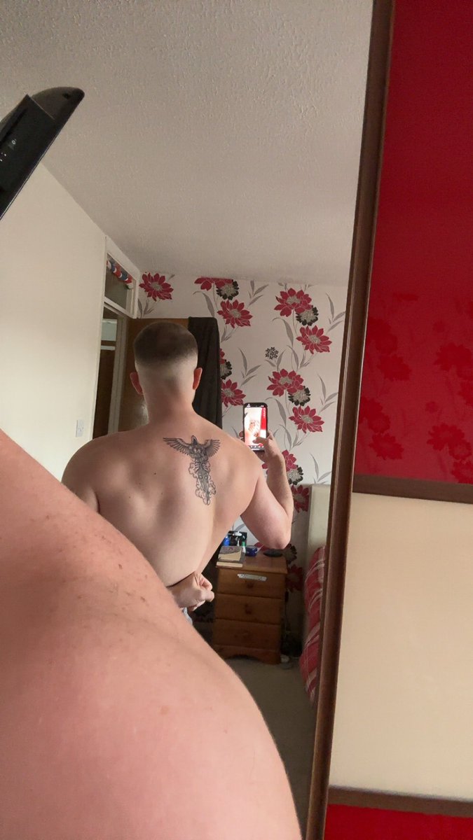 BBG | White tweet media