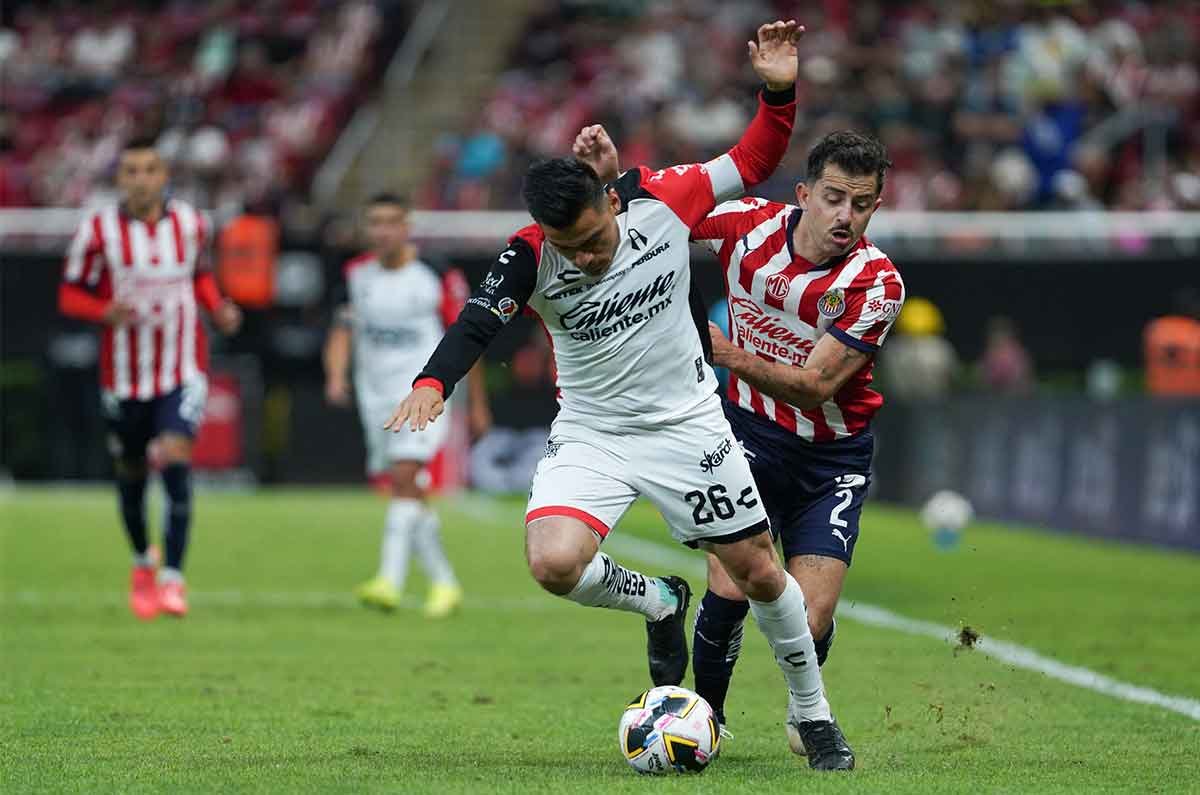 ➡️Últimos 5 resultados de Chivas en el Cásico Tapatío:

• Ap 2023: ✅Chivas 4-1 Atlas
• Cl 2024: Atlas 0-1 Chivas✅
• Ap 2024: ❌Chivas 2-3 Atlas
• Ap 2024: ❌Chivas 1-2 Atlas
• Cl 2025: Atlas 1-1 Chivas
