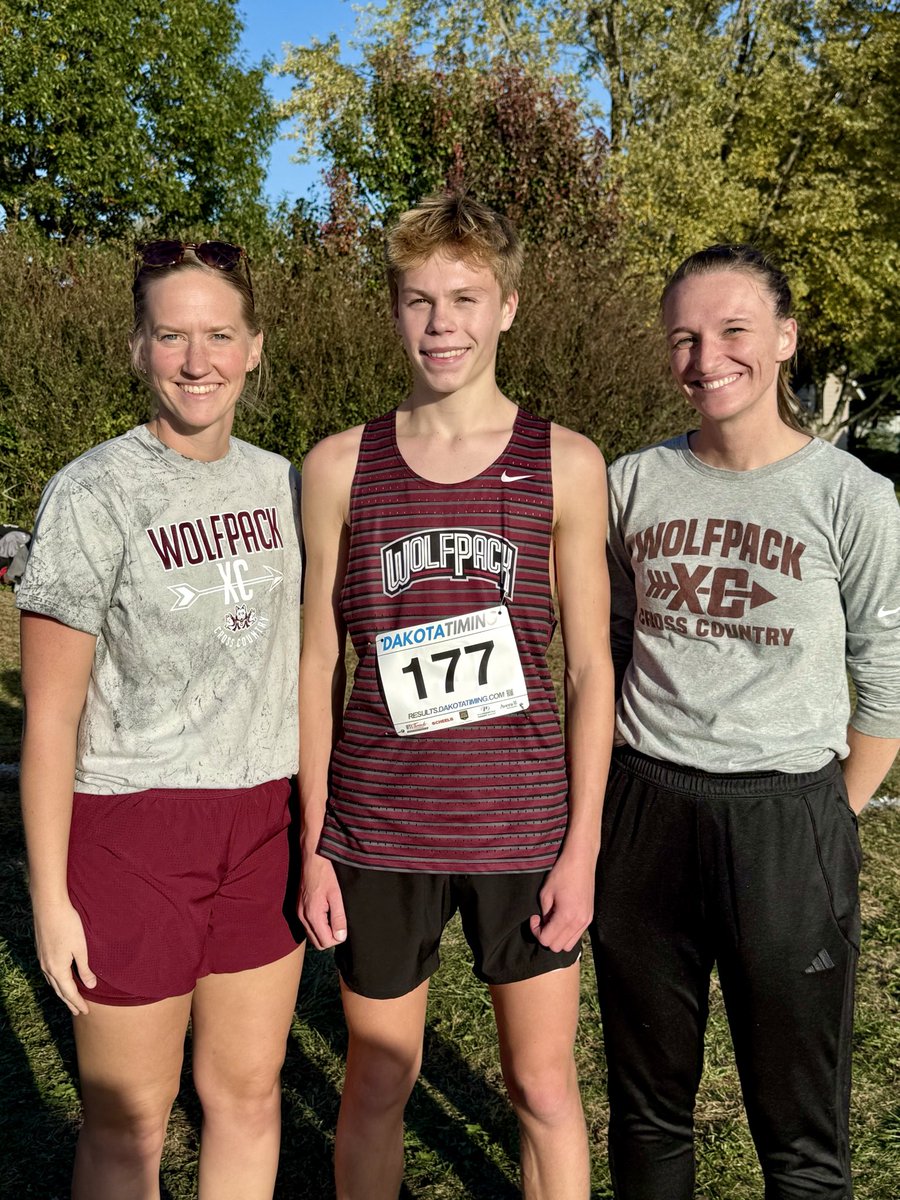 wolfpack_wc's tweet image. Ian Ten Napel 🔜 State Qualifying Meet Champion! #WolfpackEdge
Congrats Ian, Coach Bierma, Coach Van Den Top, & team! A great day for the Pack!! 🐺🏃