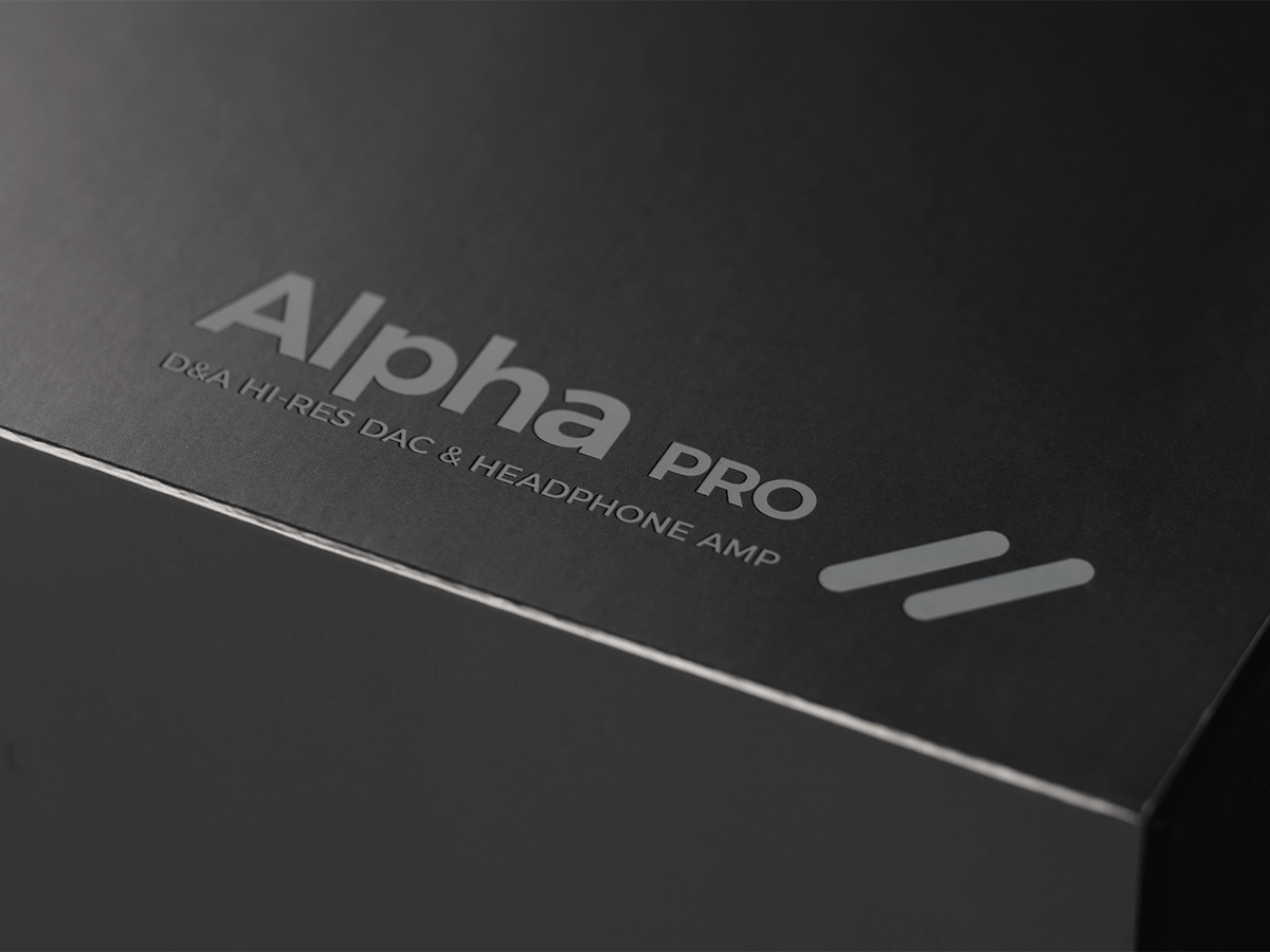 Digi_Aesth's tweet image. Unveil the package, where light and sound greet each other for the first time.

#UnboxingRitual #DeskSetupGoals #TechGadgets