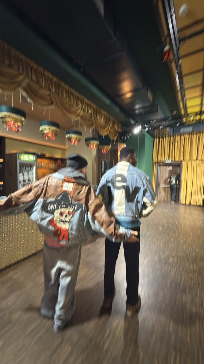 shout out to Von Vince for the custom jev. denim jacket! check his IG @_vonvince