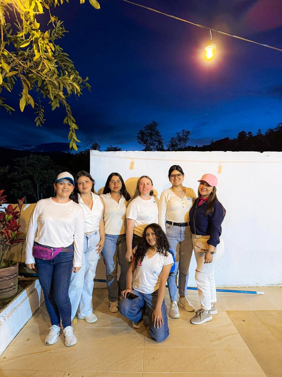 ingwilmerc's tweet photo. #TBT 💚✊🏻 Qué orgullo recordar el gran trabajo de nuestros jóvenes candidatos a los Consejos Municipales de Juventud (CMJ). Su pasión, compromiso y liderazgo nos convirtieron en la fuerza política juvenil más grande de Boyacá. 

Me llena de esperanza ver a una generación valiente, verraca, soñadora y capaz de transformar sus territorios, el departamento y nuestro país.

Con ustedes, la juventud boyacense demuestra que el cambio se construye con ideas, trabajo en equipo y amor por la tierra.
¡Cuentan conmigo! Porque con nuestros jóvenes, Boyacá y Colombia, vamos pa’lante.