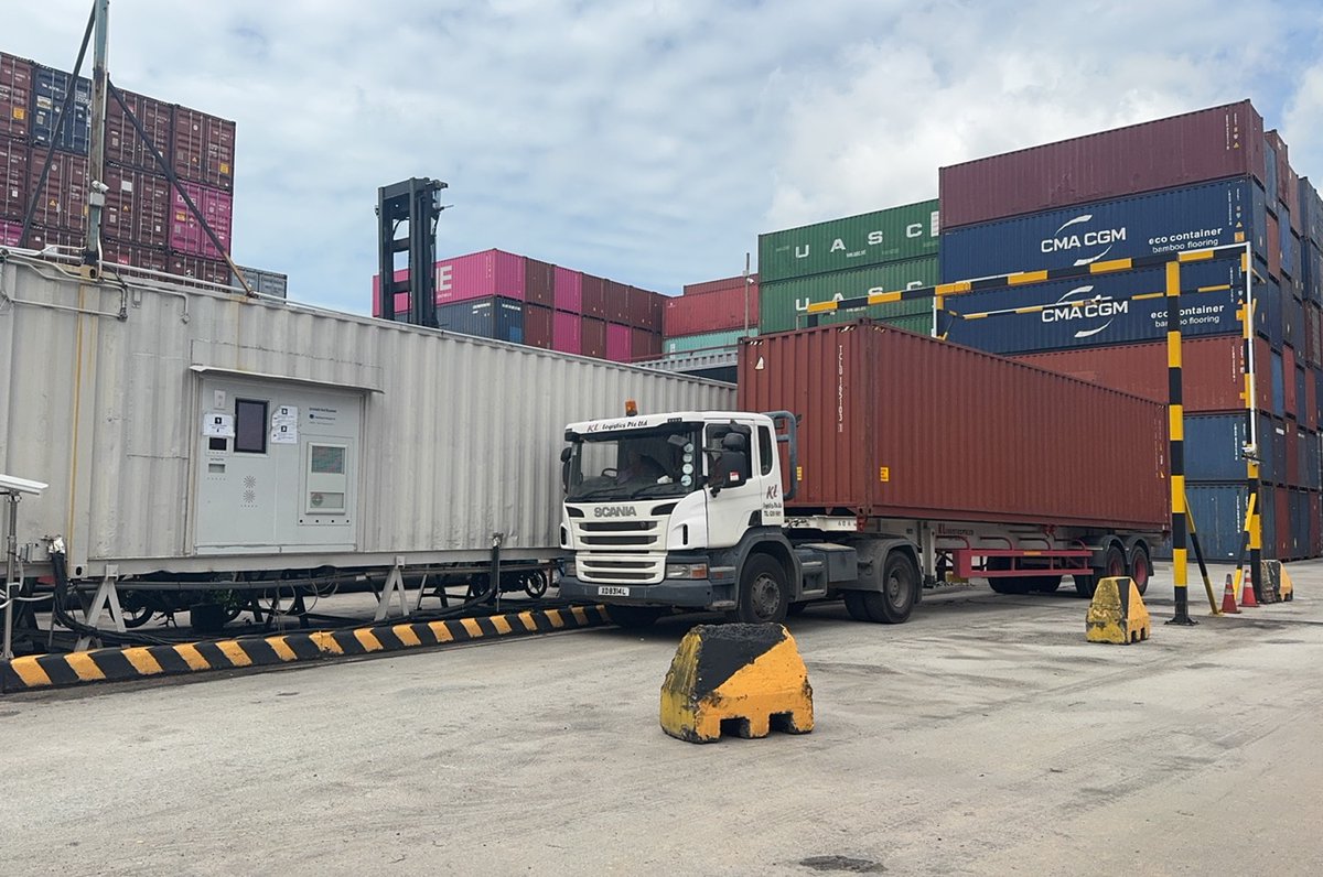 mingruida's tweet photo. 👏 MRD’s Automatic seal dispenser &amp; intelligent gate solution has been operated stably at Allied Container (Engineers &amp; Manufacturers) Pte Ltd, a leading logistics service provider in Singapore!

#containerdepot #intelligentgate #port #sealdispenser https://t.co/zG7LXStIgF