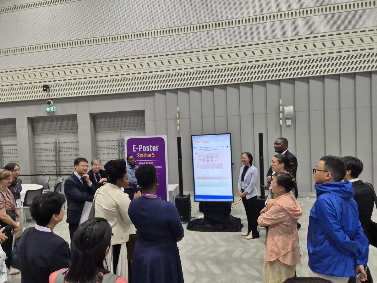 marianomolinna's tweet image. 1st Day of #FlashTalks at #IPVS2025 @IPVSociety #IPVSambassador