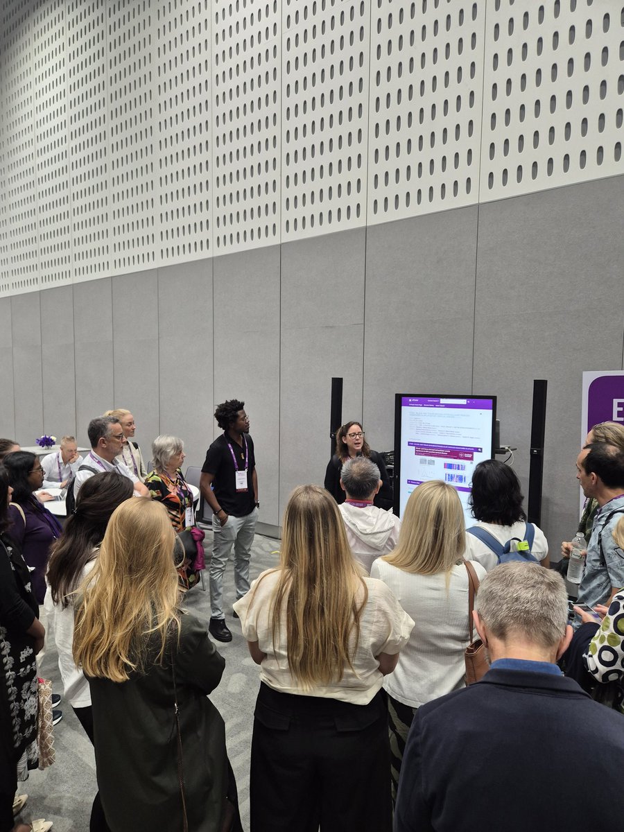 marianomolinna's tweet image. 1st Day of #FlashTalks at #IPVS2025 @IPVSociety #IPVSambassador