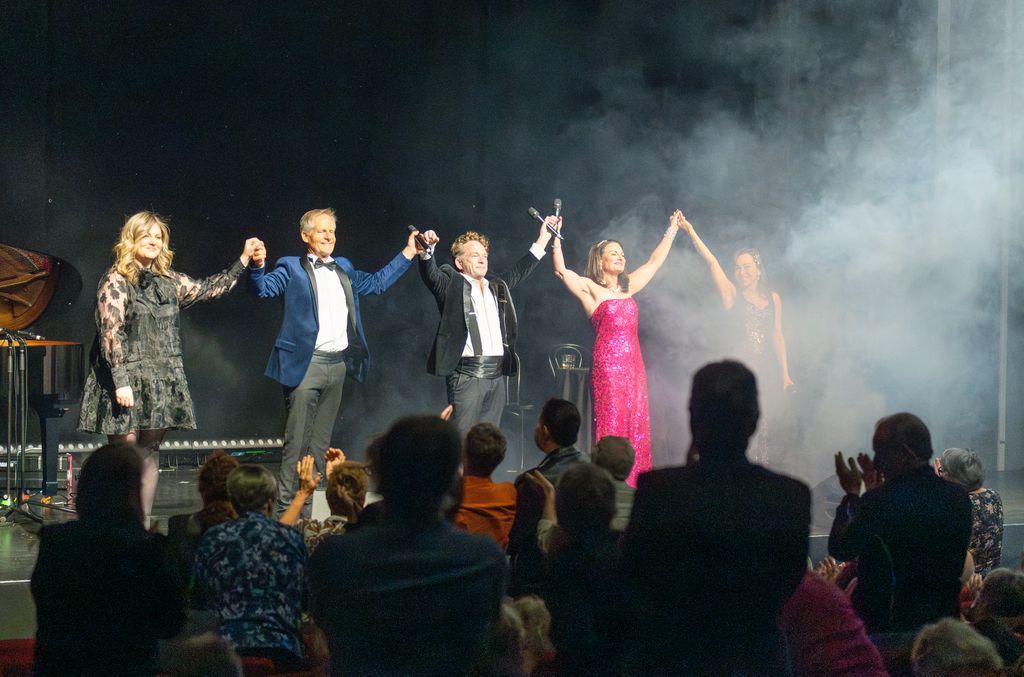 "Pot-Pourri Opera absolutely SLAYED the stage with their electrifying performance! Their rendition of opera and Broadway favourites was nothing short of perfection." Judy Then-Russell #opera #musictheatre