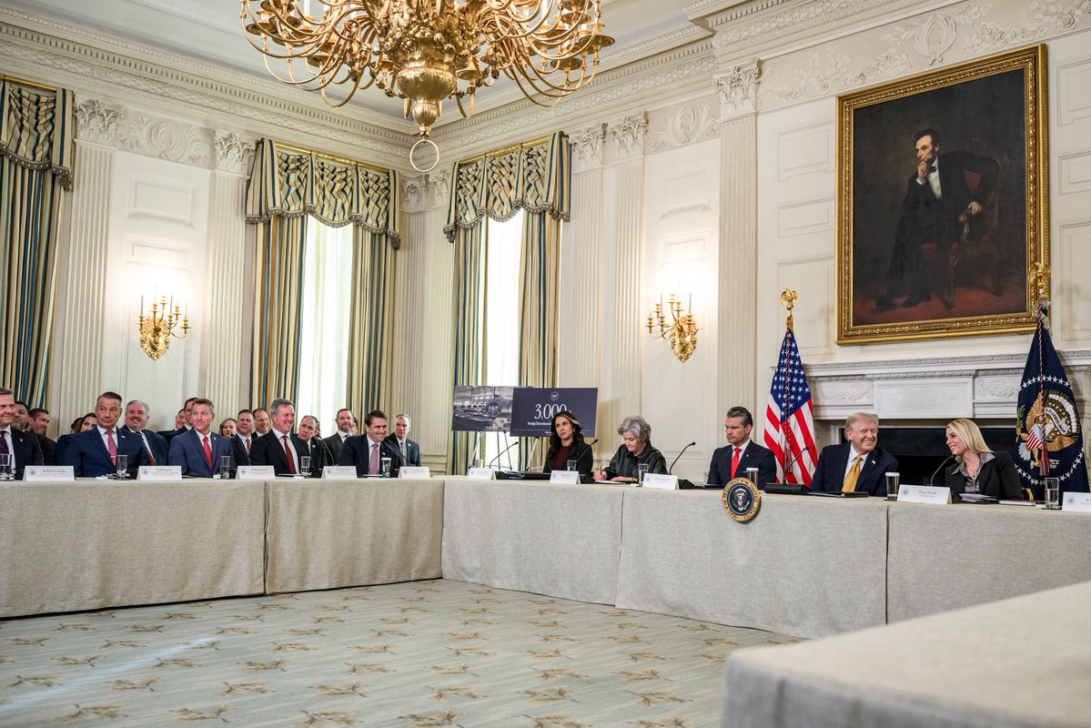 The Unstoppable Team Making America Safe 🇺🇸

President Trump announced major milestones for the Homeland Security Task Force—launched on his first day back in office to relentlessly defend our nation at home and abroad.