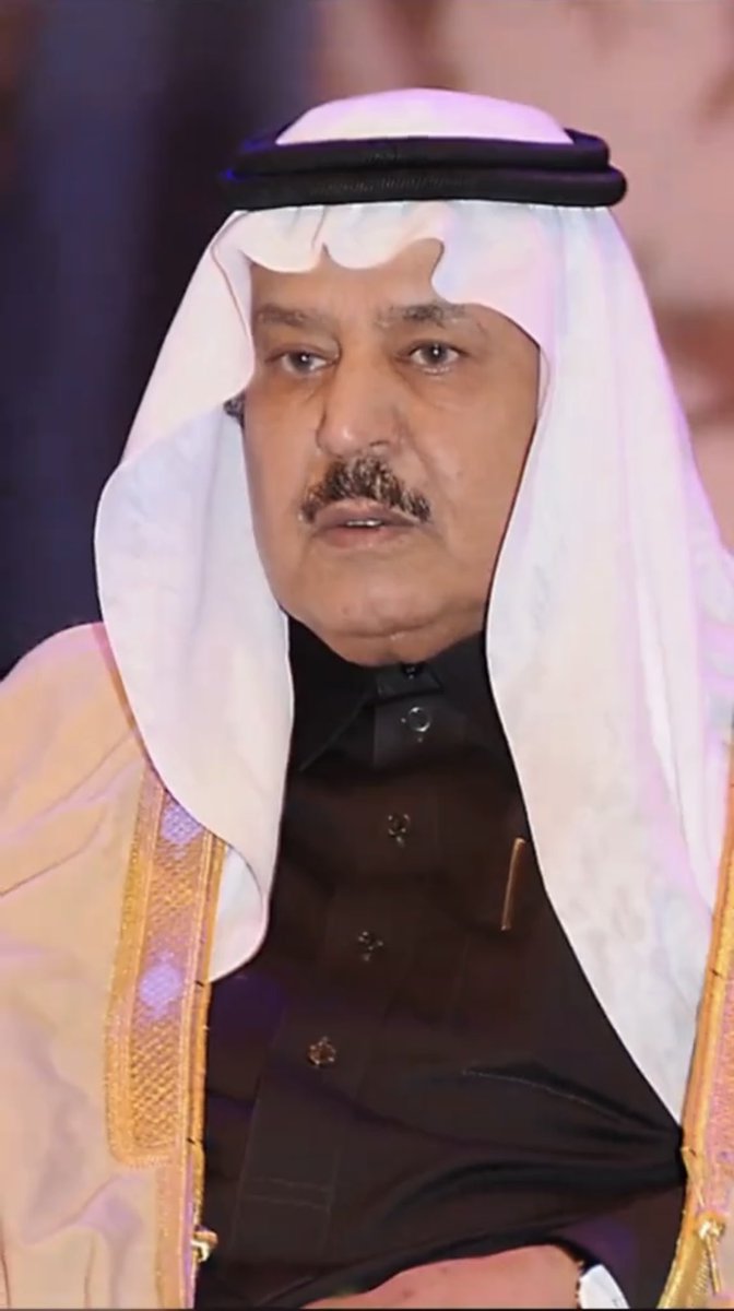 نايف بن عبدالعزيز 

اللهم أكرمه  وبرّد على قبره وأجعله في نعيمٍ دائم 
اللهم أجعل ذكره عامرًا في سمائك بين ملائكتك وبين خلقك يارب العالمين 🤲🏻 

أسد السنه 
الأمير الحكيم 
نايف بن عبدالعزيز