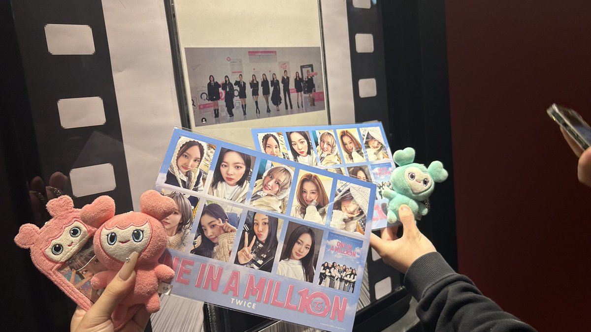 momo__s2s2s2's tweet image. 初日初上映観てきた〜✨️