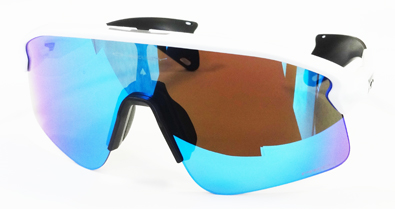 kineido's tweet photo. OAKLEY新テクノロジー搭載スポーツサングラスSTUNT DEVIL(スタントデヴィル)のMatteWhite/PRIZM Sapphireが入荷いたしました!MatteWhite/PRIZM Sapphire
#OAKLEY
#STUNTDEVIL
#MatteWhite
#PRIZM
#Sapphire
#オークリー
#スポーツサングラス
#スタントデヴィル
#ホワイト
#サファイア
#プリズム https://t.co/es93UOOd8x