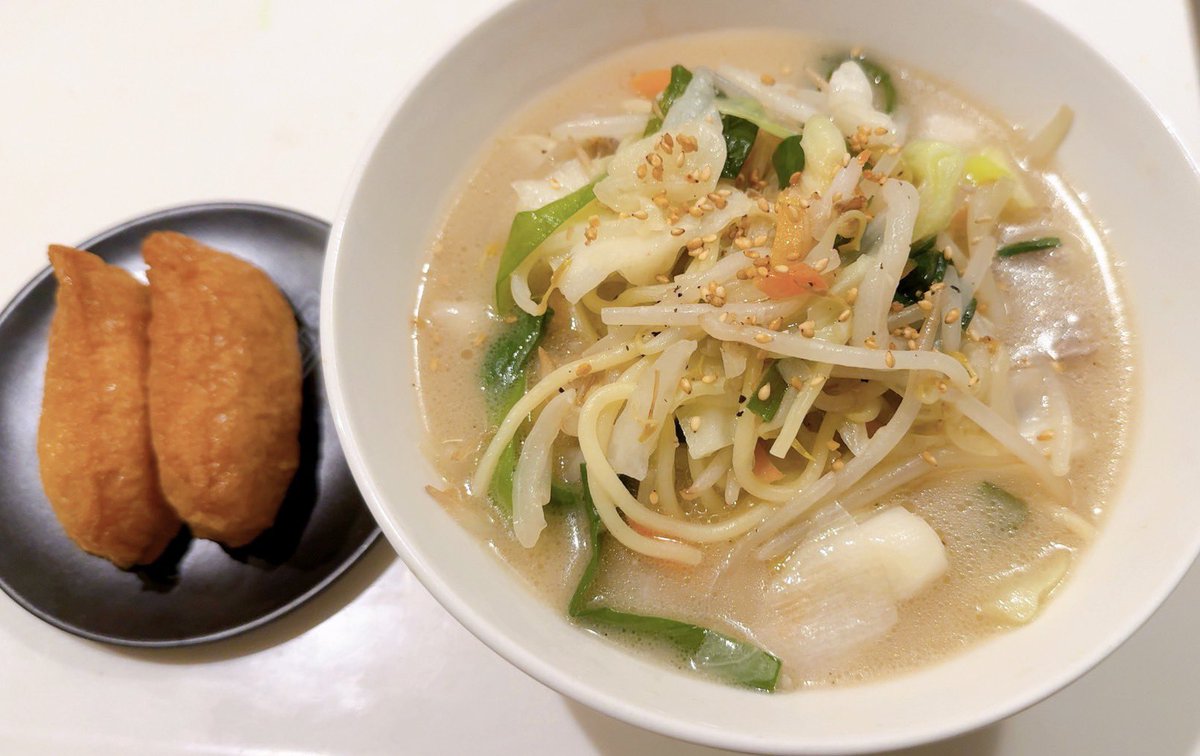 今週の #エアジャムお料理部
おいちゃんDが今週挑戦したのは「ちゃんぽんとお稲荷さん」です！
セットた！おいしそう😋

#AIRJAMFriday #datefm #radiko