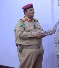 لو يعدموا وماعاد نلقي ناطق رسمي، ما نجيب مثل هذا، سع الشواله الرز،.. 
بحيب ناطق من الجوله افضل، اذا عاد لقيوا ناطق سوى.. 😂