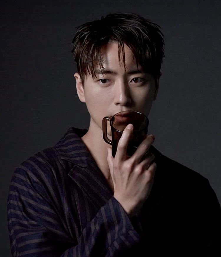 파릇한남자얼굴힘들다