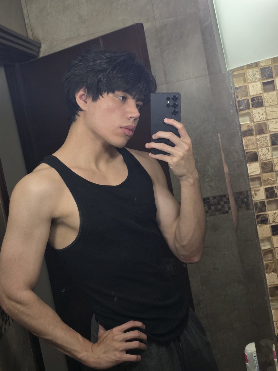 slowly getting my gym consistency back :[