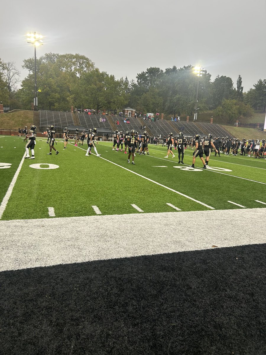 Had a great time on my Lidenwood game day invite this past weekend, I learned about the program and got to see the team in action, in the rain. <a href="/JPRockMO/">JP Rock</a> <a href="/jdunc32/">Jeff Duncan</a> <a href="/PcoachB/">Pete</a> <a href="/PWestAthletics/">Longhorn Athletics</a> <a href="/sixstarfootball/">Six Star Football | PLUS+</a> <a href="/PrepRedzoneMO/">Prep Redzone Missouri</a> <a href="/maxjones2028/">Max Jones</a> <a href="/EthanHerring08/">Ethan Herring</a>