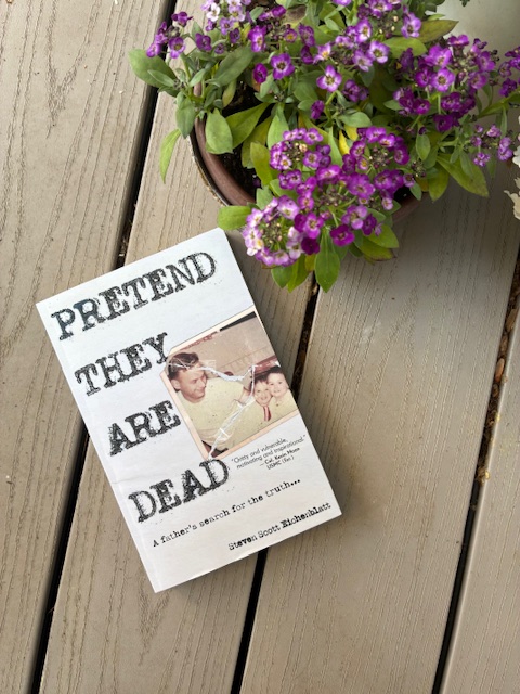Listen to <a href="/SSEichenblatt/">Steven Scott Eichenblatt</a> on <a href="/PIVTRFoundation/">Passionate World Talk Radio</a>'s Chatting with Betsy discussing his memoir, PRETEND THEY ARE DEAD: A Father's Search for the Truth. bit.ly/4qncimz <a href="/xmaslakepress/">Christmas Lake Creative</a>