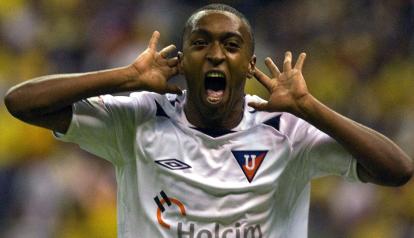 andres_vallejoZ's tweet photo. 2008..
Expulsan a un jugador de Liga en la ida de Semis https://t.co/Vjzgk5zeE2