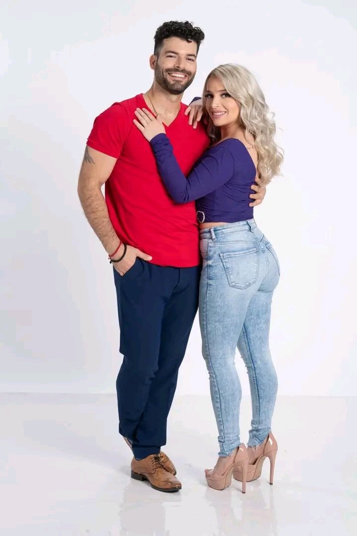 🚨⚠️⬇️#AdrianDiMonte te perdonamos, a ti te bastaron 2 semanas para que el público te conociera y te amará. 

Y a la Sandra le basto 2 semanas para ver quien en verdad es, una víbor@ 🐍 y mal víbrosa.😱

#LaGranjaVIP