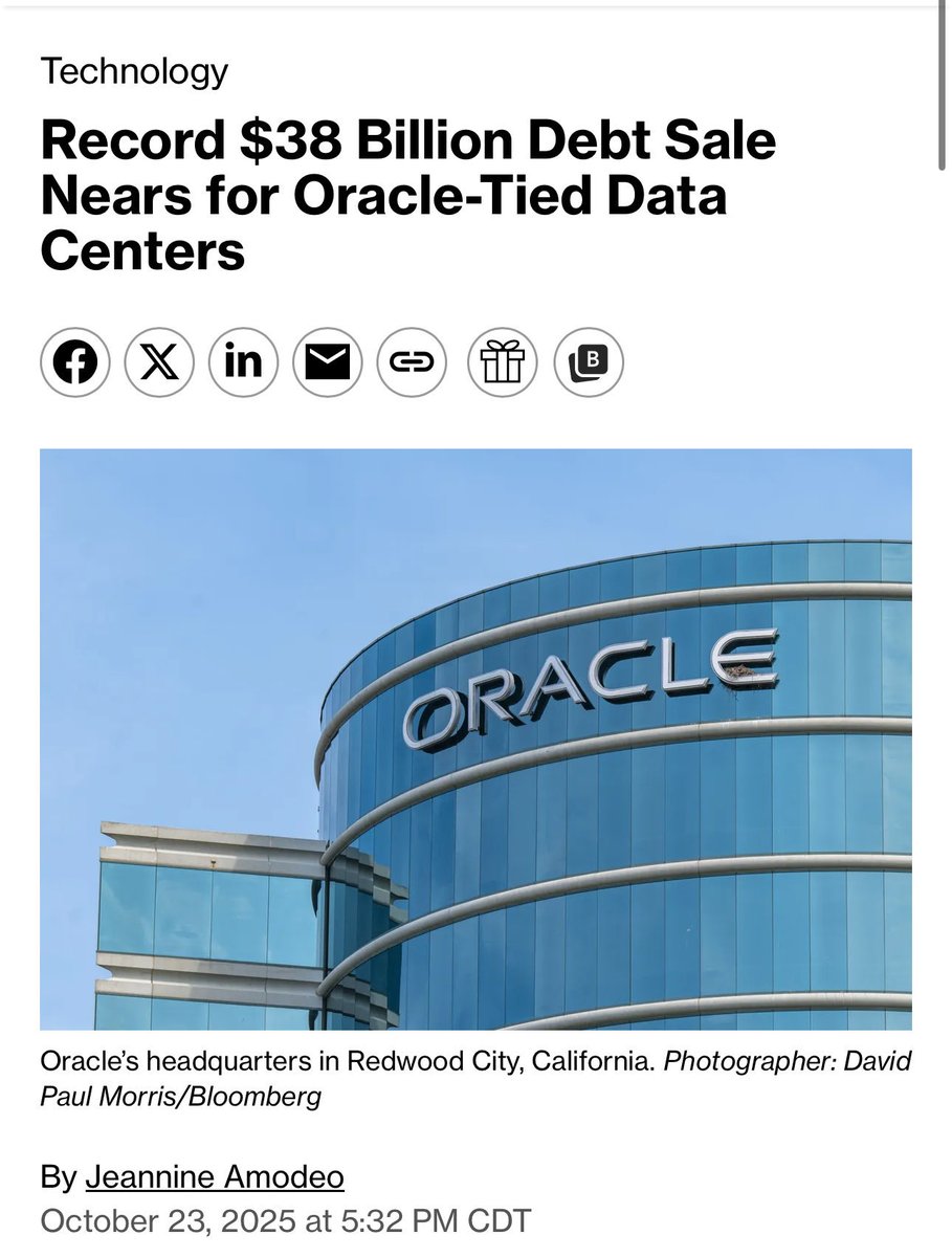 $ORCL is pulling off the biggest “bet-the-house” move I’ve seen in years.

It’s going all in on data centers.

This is a fundamentally different strategy from the other hyperscalers.

While $MSFT and $GOOG are concerned about excess capacity and are renting rather than building
