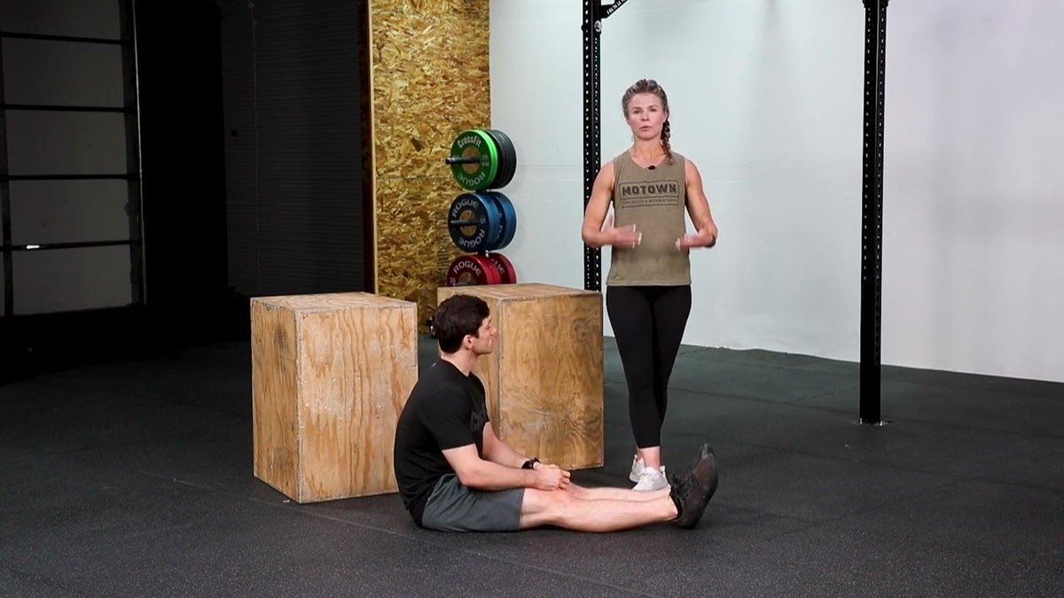 reisquarteu's tweet image. #LSit Scaling | #CrossFit Coaching Tips: youtu.be/86ZJrTmDfgE #Fitness