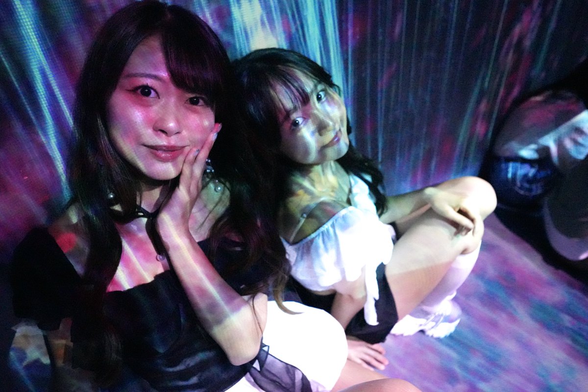 K70_55's tweet image. ペア撮⑬20250927(#teamLabBorderless)
#たんたん さん(@tantan8_rcc)
#Cocoa さん(@Cocoa__0922)

SONY α6700
Tokina atx-m 11-18mm F2.8 WE

#ピントの合ってない写真もいい写真😅
#チームラボボーダレス