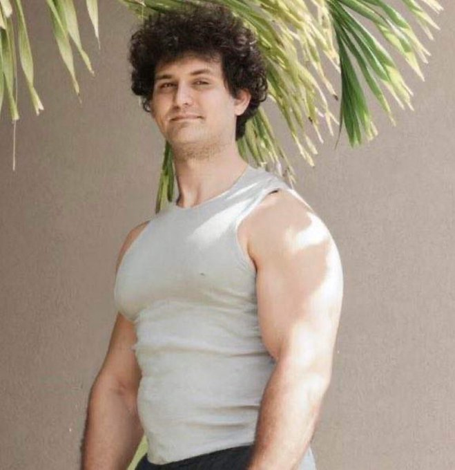 DaDai_Space's tweet image. Crypto meme series:       
Sam appealing to CZ to put a good word on him
#CryptoAcademy 

#CryptoSignals #Bitcoin #Altcoins #Blockchain #CryptoTrading #HODL #DeFi #NFT #Bullish #BearMarket #TradingTips #CryptoMeme #AltSeason #CryptoCommunity #DayTrading #Web3 #ETH