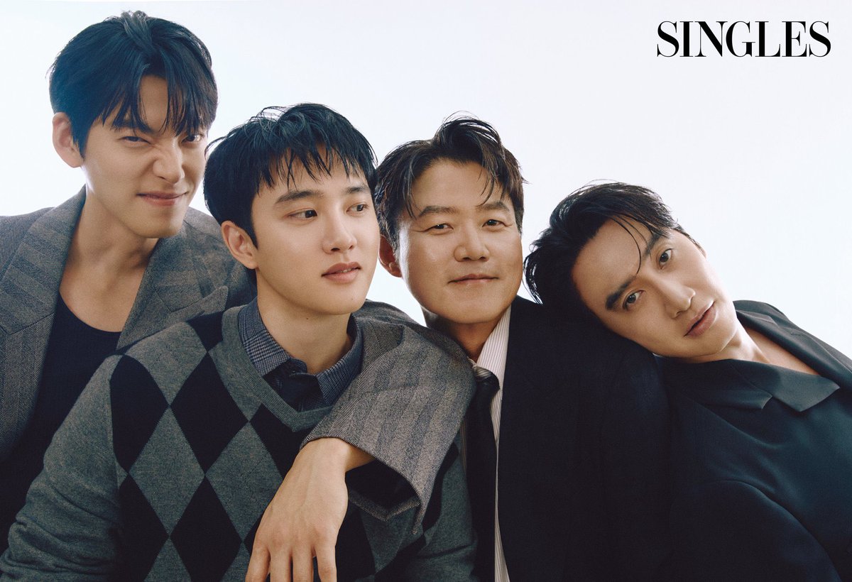 kokokbop's tweet photo. KYUNGSOO with Woobin, Na PD, and Kwangsoo!! 🥹 https://t.co/kiTqufSxXt