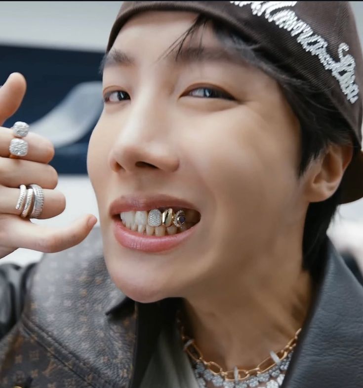 ⁷ تتوی هفت یونگی🍟 𝐸𝐶𝐻𝑂 (@moonchild7_by) on Twitter photo آرمی بیداری؟
داخل ترندینگ دخالت کنید!!!
SPAGHETTI FT J-HOPE OUT TODAY
SPAGHETTI FT J-HOPE IS COMING
#LESSERAFIMxJHOPE
#EAT_IT_UP_SPAGHETTI آرمی بیداری؟
داخل ترندینگ دخالت کنید!!!
SPAGHETTI FT J-HOPE OUT TODAY
SPAGHETTI FT J-HOPE IS COMING
#LESSERAFIMxJHOPE
#EAT_IT_UP_SPAGHETTI