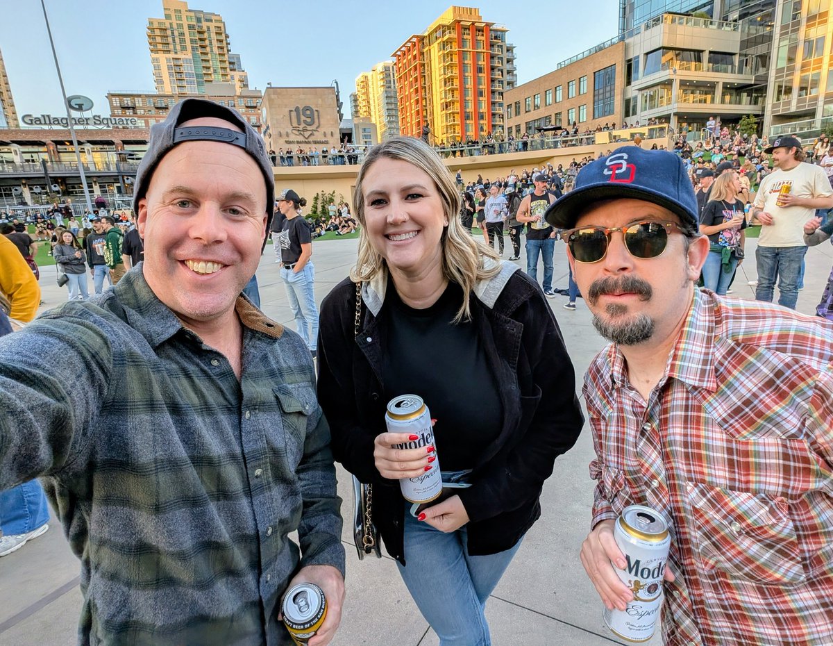 🍕🍑 <a href="/katierose84/">katie rose</a> <a href="/RJsFro/">RJ's Fro</a>