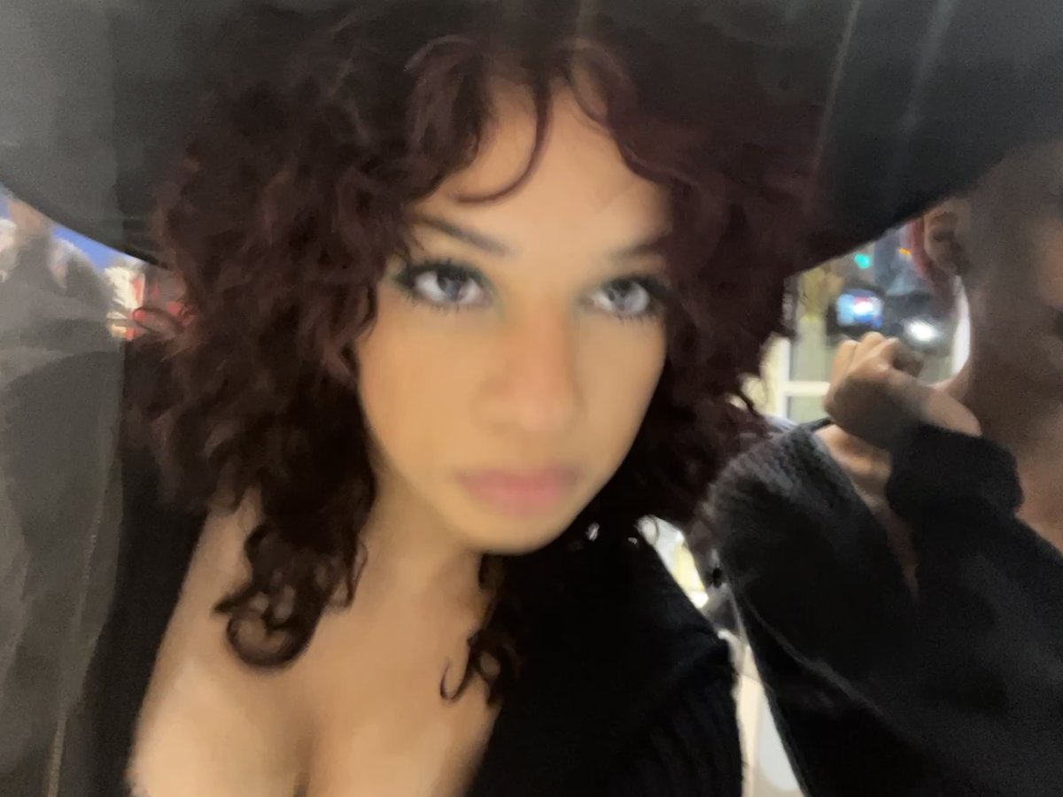 maxine davis (@maxinejoelle) / Posts / X