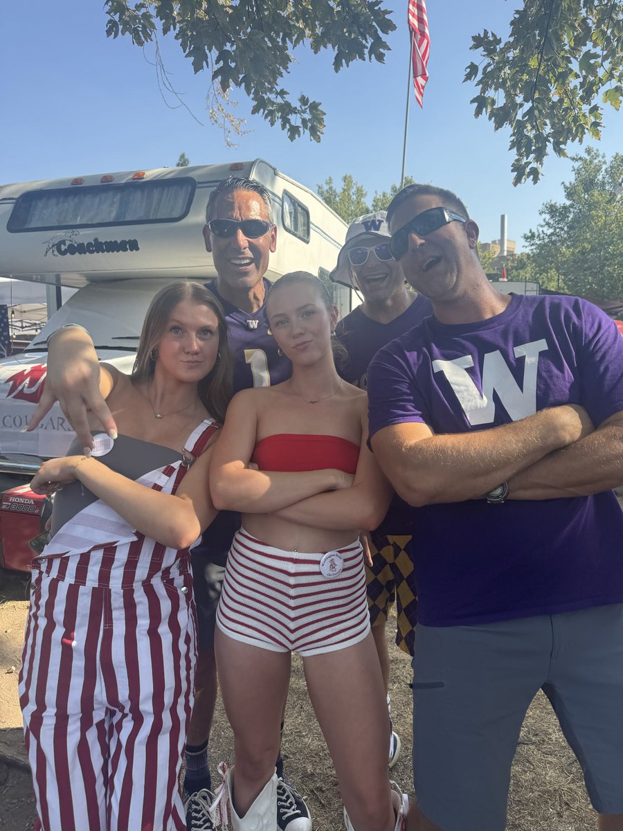 h0tgam3rgirl's tweet image. #PullmanBCT if i must