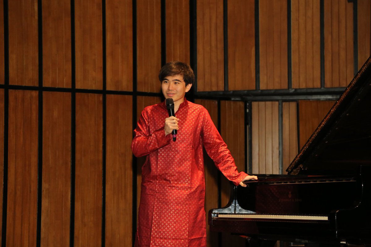 <a href="/IHCDelhi/">India Habitat Centre</a> recently hosted an
enchanting Piano performance by one of Canada's youngest musicians Tony Yike Yang orgd in collaboration with Delhi Music Society headed by noted theatre personality, former DD Anchor &amp; my predecessor both at IIMC &amp; IHC Sunit Tandon.
<a href="/rammadhav_/">Ram Madhav</a>