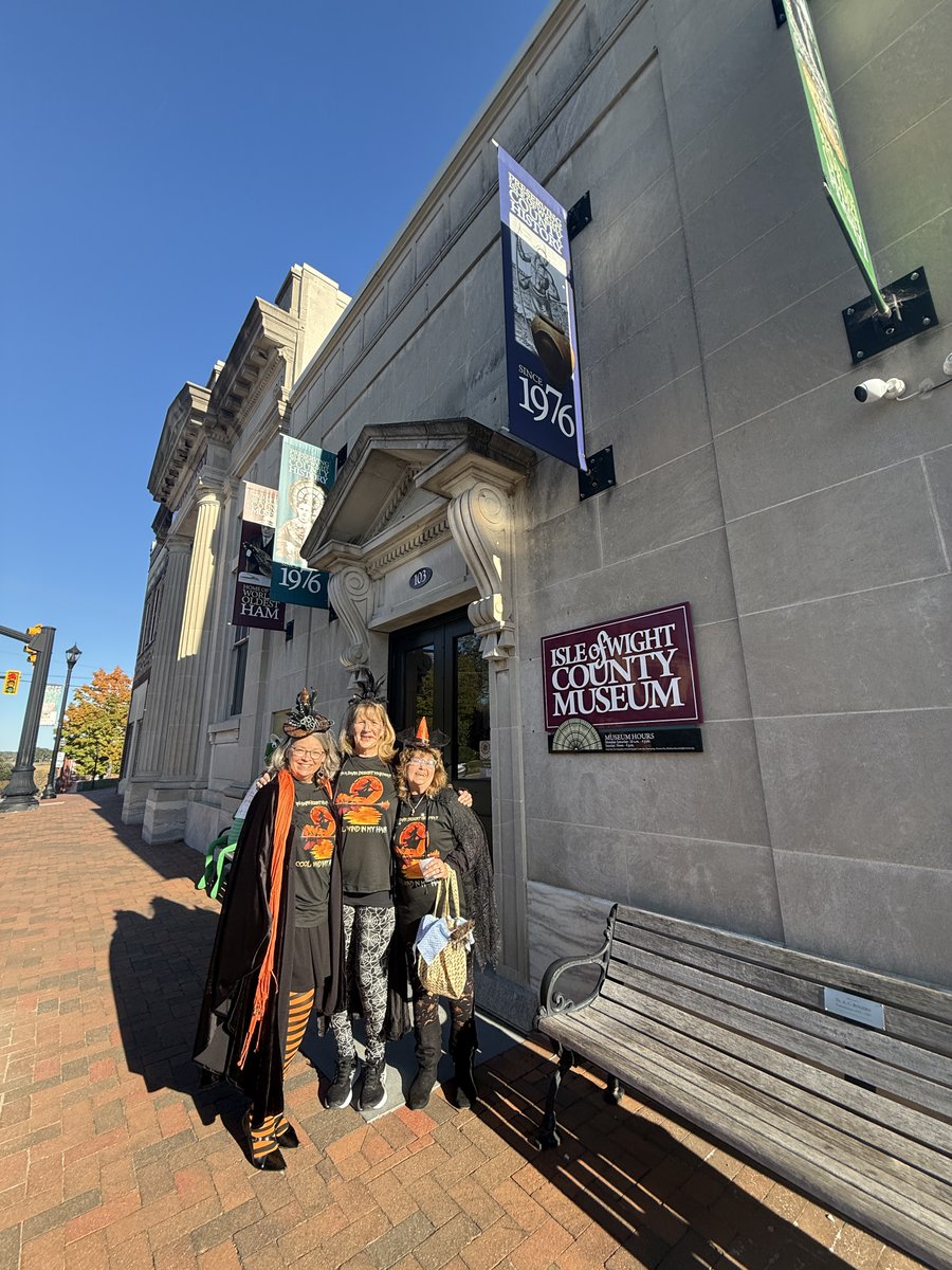 Worldsoldestham's tweet image. Plenty of witches conjured up some fun yesterday with a visit to the museum during Witches Night Out! #witches #fallfun #Halloween2025