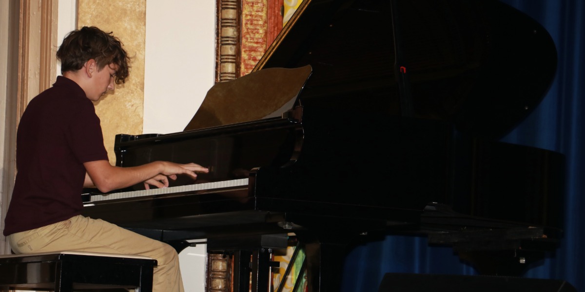 netimesau's tweet image. Inverell East Rotary Club has kicked off the Sapphire City Festival with a full house for the annual Inverell’s Got Talent concert at the Town Hall last weekend.  
Click the link to read the full story on New England Times, paywall free. Really.  #neti...
netimes.com.au/2025/10/24/inv…