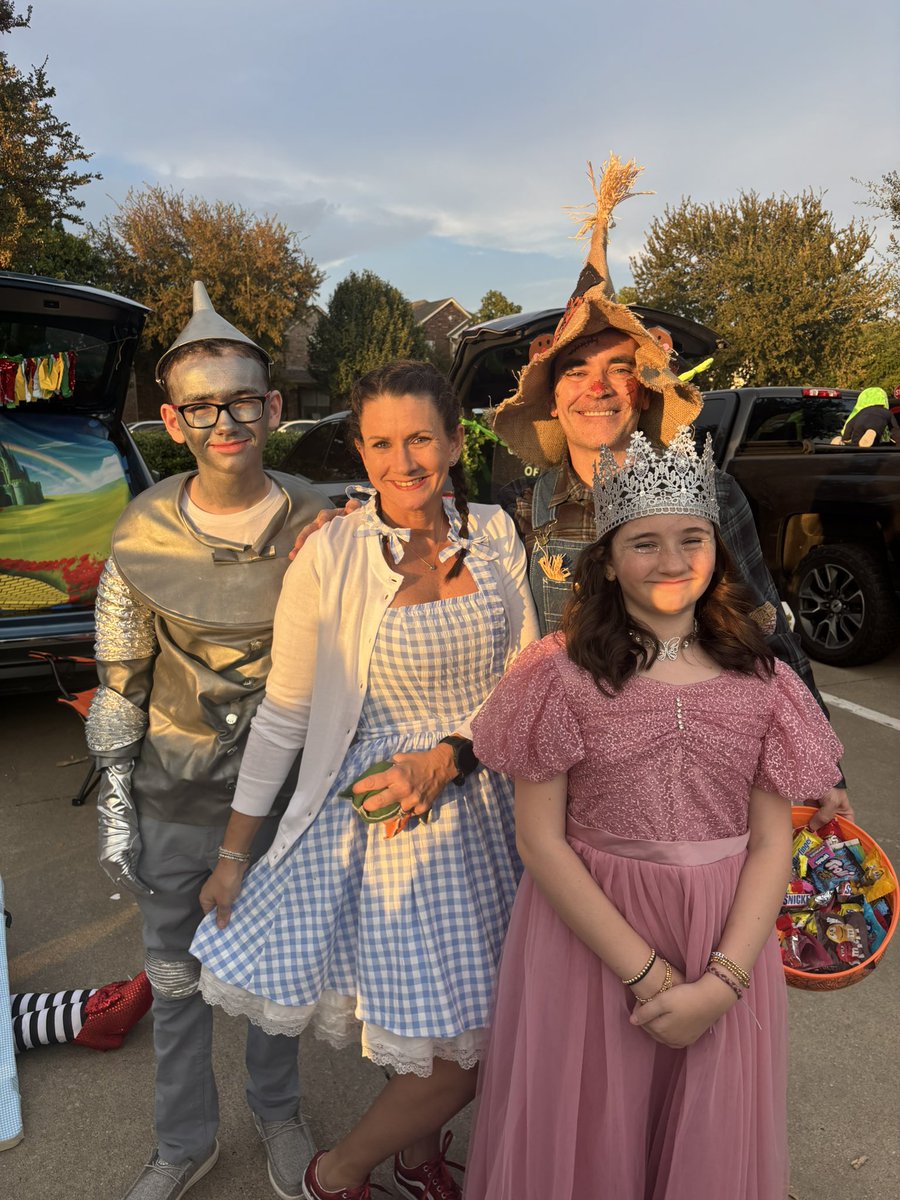 Kimberly Luyster tweet media