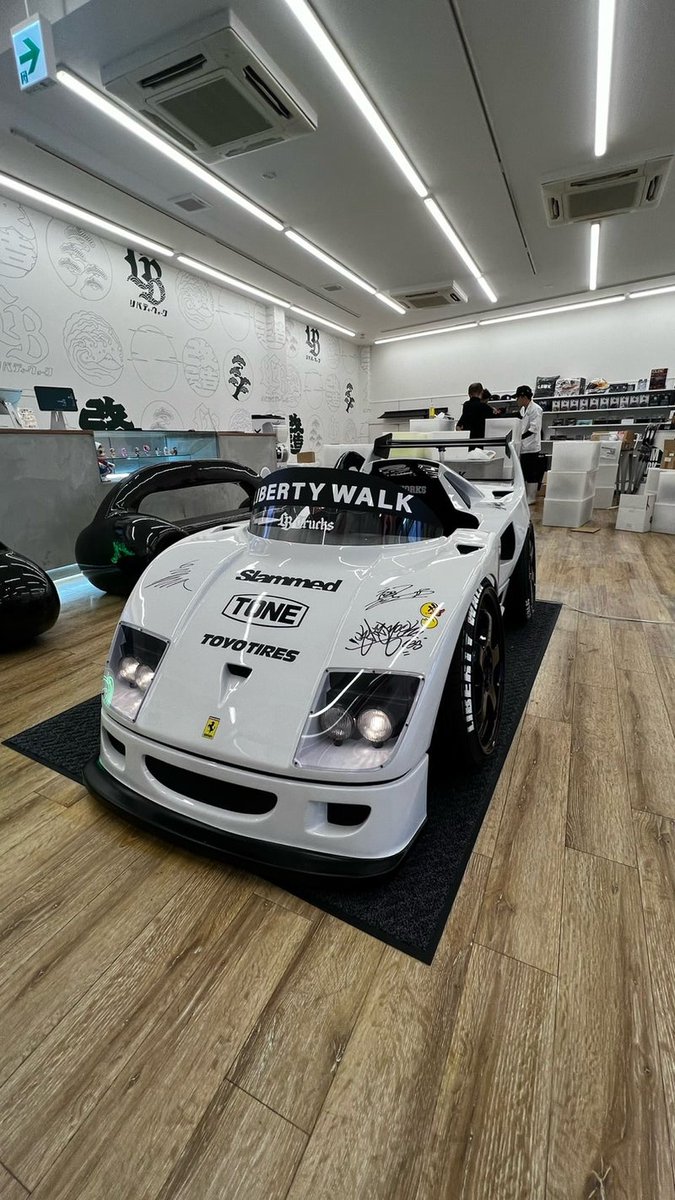 リバティ―ウォーク2台セット リバティ―ウォーク2台セット リバティ―ウォーク2台セット